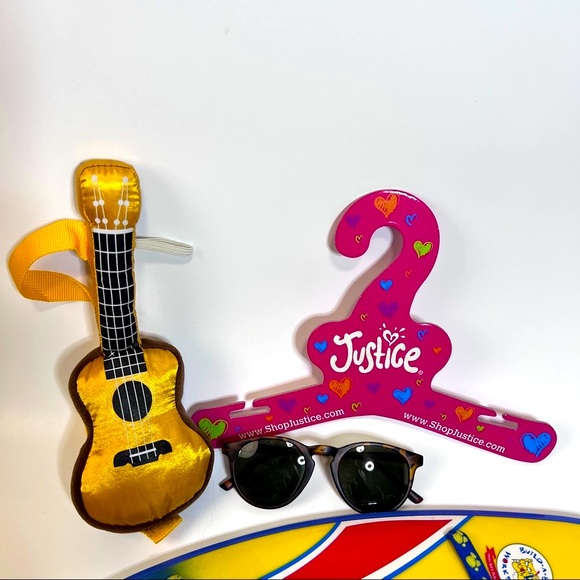 Build-A-Bear 10 Random Accessories - Picture 5 of 6